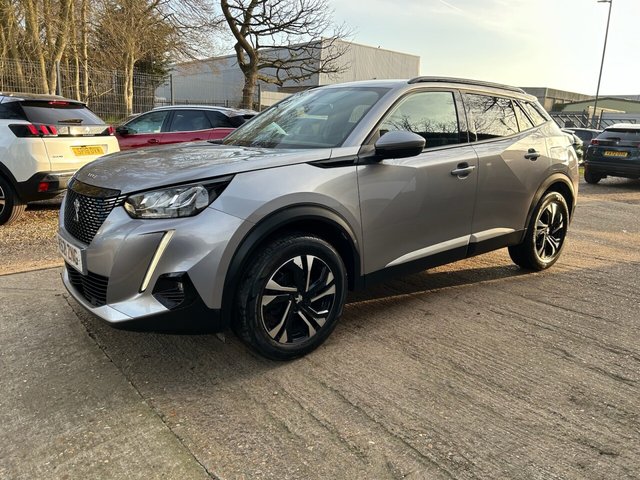 2021 PEUGEOT 2008 - Photo 3