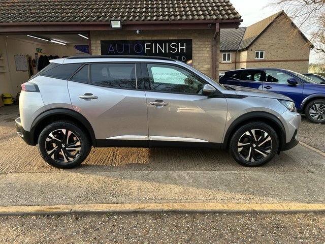 2021 PEUGEOT 2008 - Photo 7