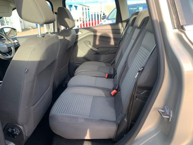 2016 FORD C-MAX - Photo 9