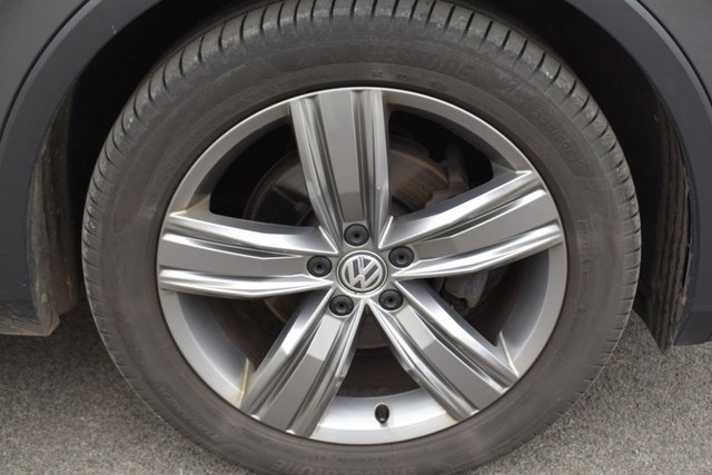 2019 VOLKSWAGEN TIGUAN - Photo 4