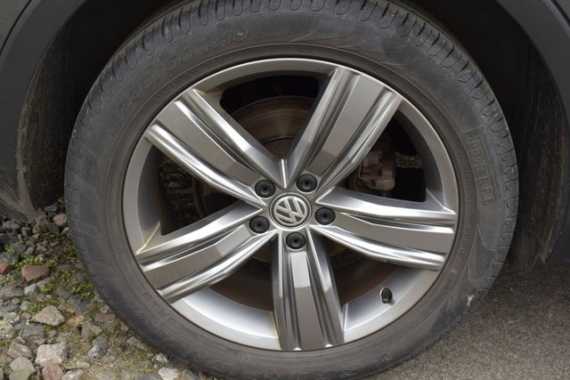 2019 VOLKSWAGEN TIGUAN - Photo 5