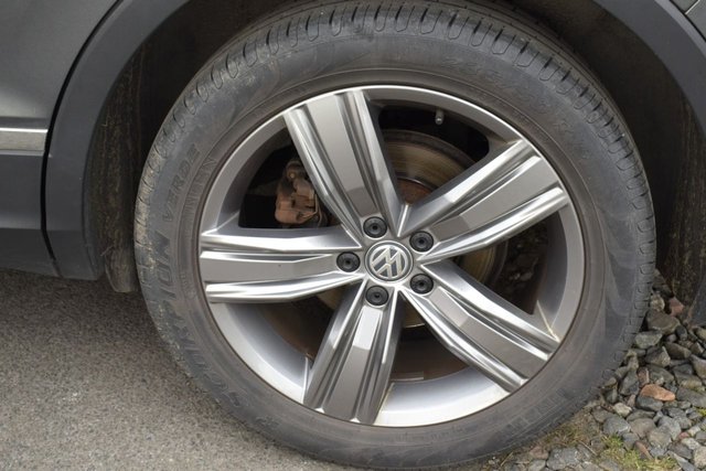 2019 VOLKSWAGEN TIGUAN - Photo 6