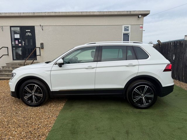 2018 VOLKSWAGEN TIGUAN - Photo 9