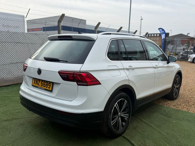 2018 VOLKSWAGEN TIGUAN - Photo 11