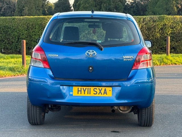 2011 TOYOTA YARIS - Photo 6