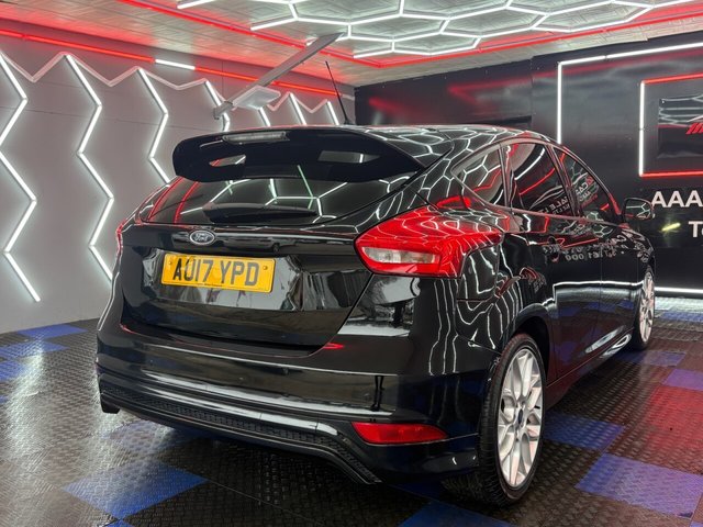 2017 FORD FOCUS - Photo 10