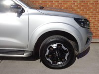 USED 2021 21 NISSAN NAVARA 2.3 dCi Tekna Auto 4WD Euro 6 4dr SAT NAV,DAB,HTD SEATS,REV CAM