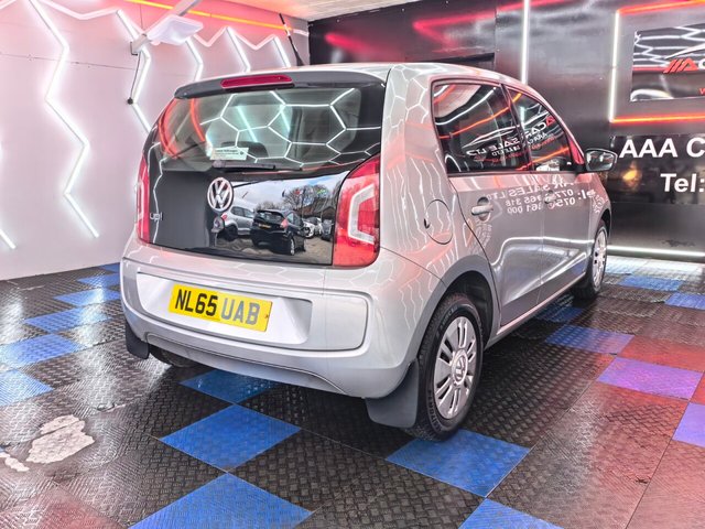 2015 VOLKSWAGEN UP! - Photo 10