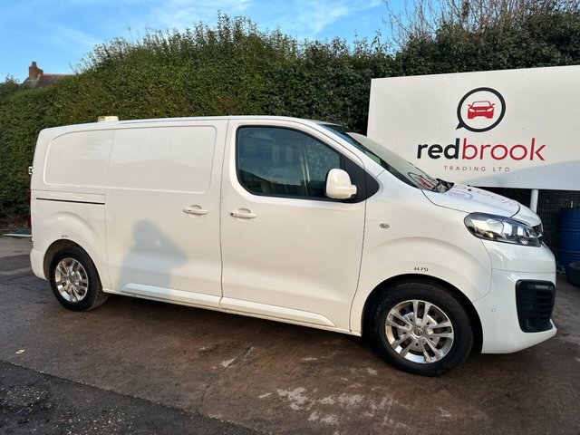 2019 VAUXHALL VIVARO - Photo 4
