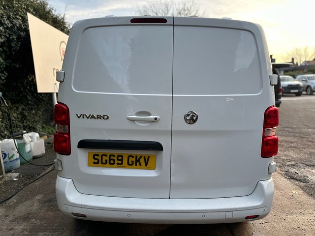 2019 VAUXHALL VIVARO - Photo 6