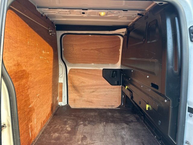 2019 VAUXHALL VIVARO - Photo 12