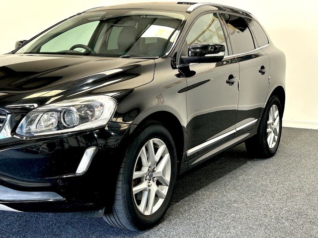 2016 VOLVO XC60 - Photo 7