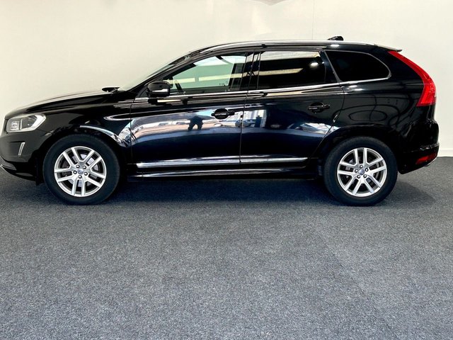 2016 VOLVO XC60 - Photo 4