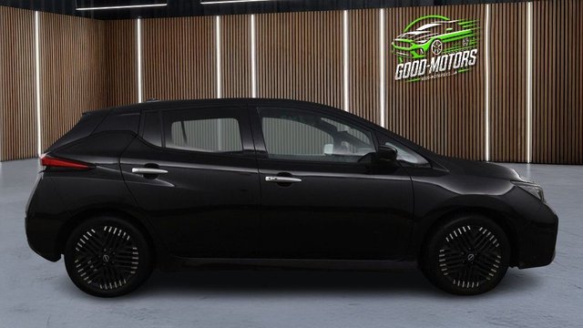 2023 NISSAN LEAF - Photo 5