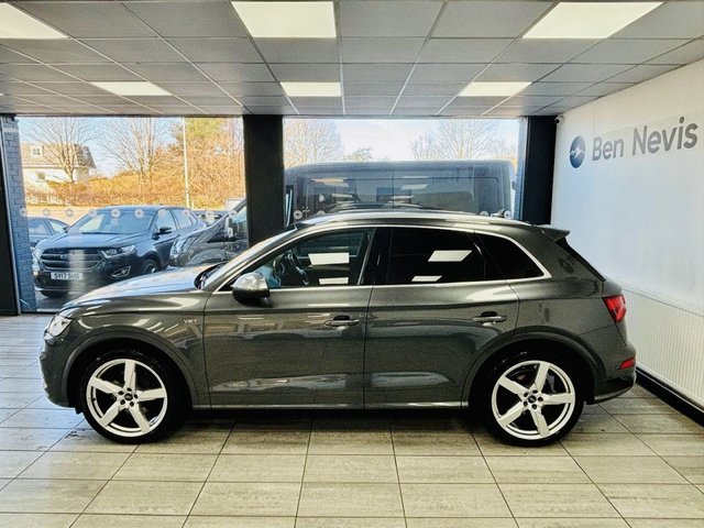 2018 AUDI SQ5 - Photo 4