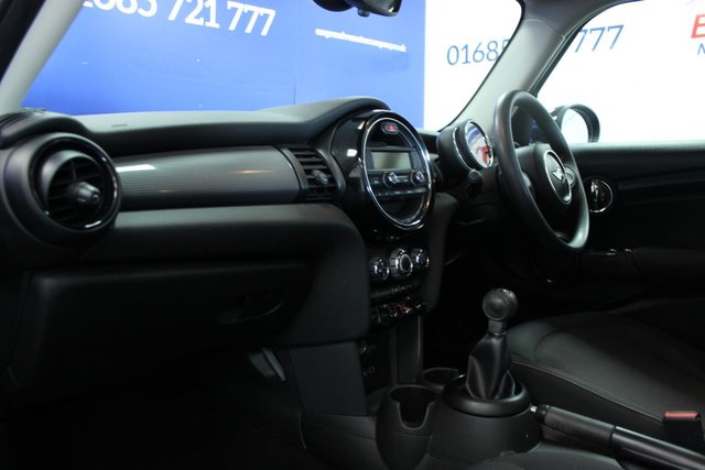 2017 MINI HATCH - Photo 6
