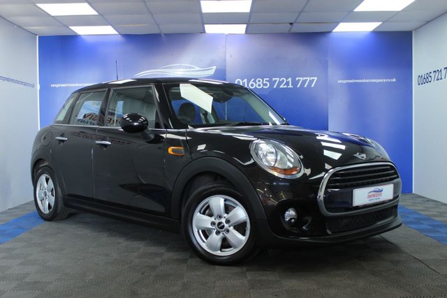 2017 MINI HATCH - Photo 2