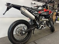 USED 2026 26 QJMOTOR COV 125 S SUPERMOTO 