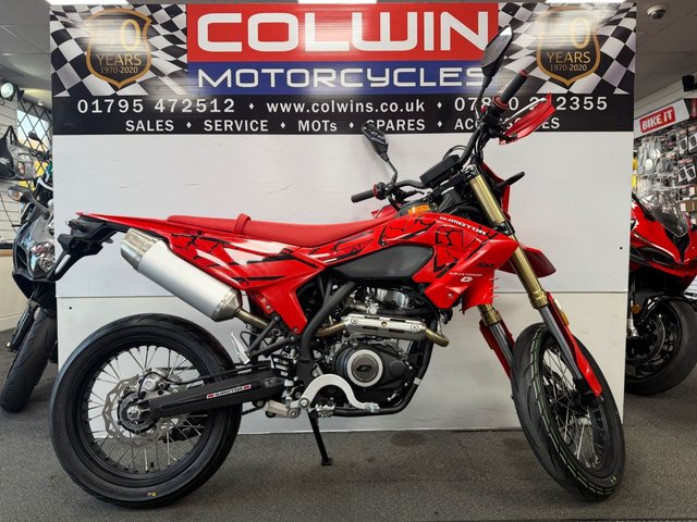 View our QJMOTOR COV 125 S