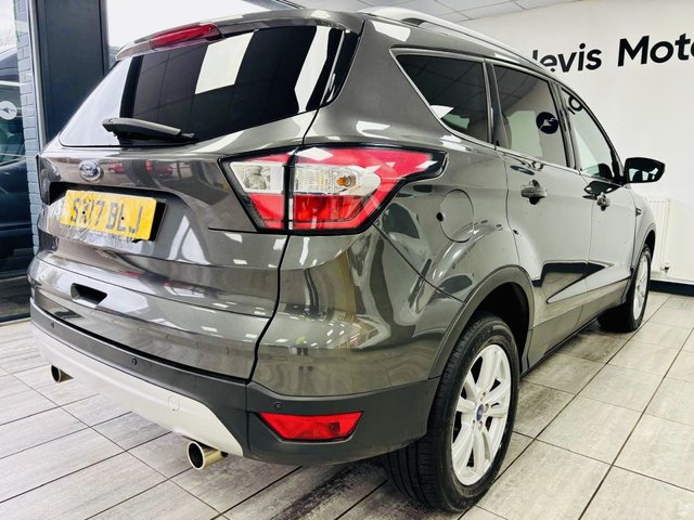 2017 FORD KUGA - Photo 9