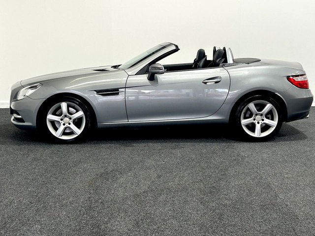 2012 Mercedes-Benz SLK - Photo 4