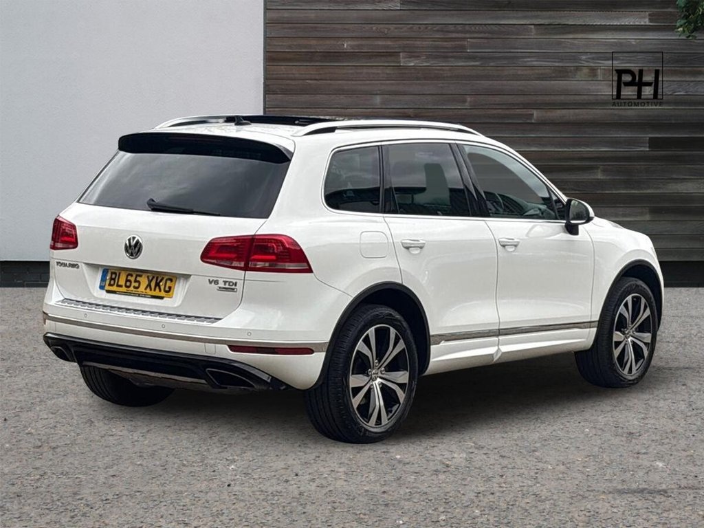 USED 2016 65 VOLKSWAGEN TOUAREG 3.0 TDI V6 BlueMotion Tech R-Line SUV 5dr Diesel Tiptronic 4WD Euro 6 (s/s) (262 ps) 2 OWNERS|JUST SERVICED