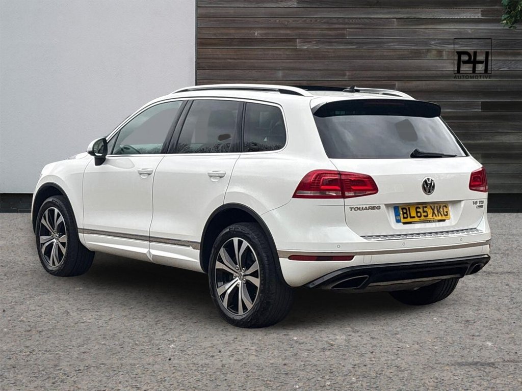 USED 2016 65 VOLKSWAGEN TOUAREG 3.0 TDI V6 BlueMotion Tech R-Line SUV 5dr Diesel Tiptronic 4WD Euro 6 (s/s) (262 ps) 2 OWNERS|JUST SERVICED