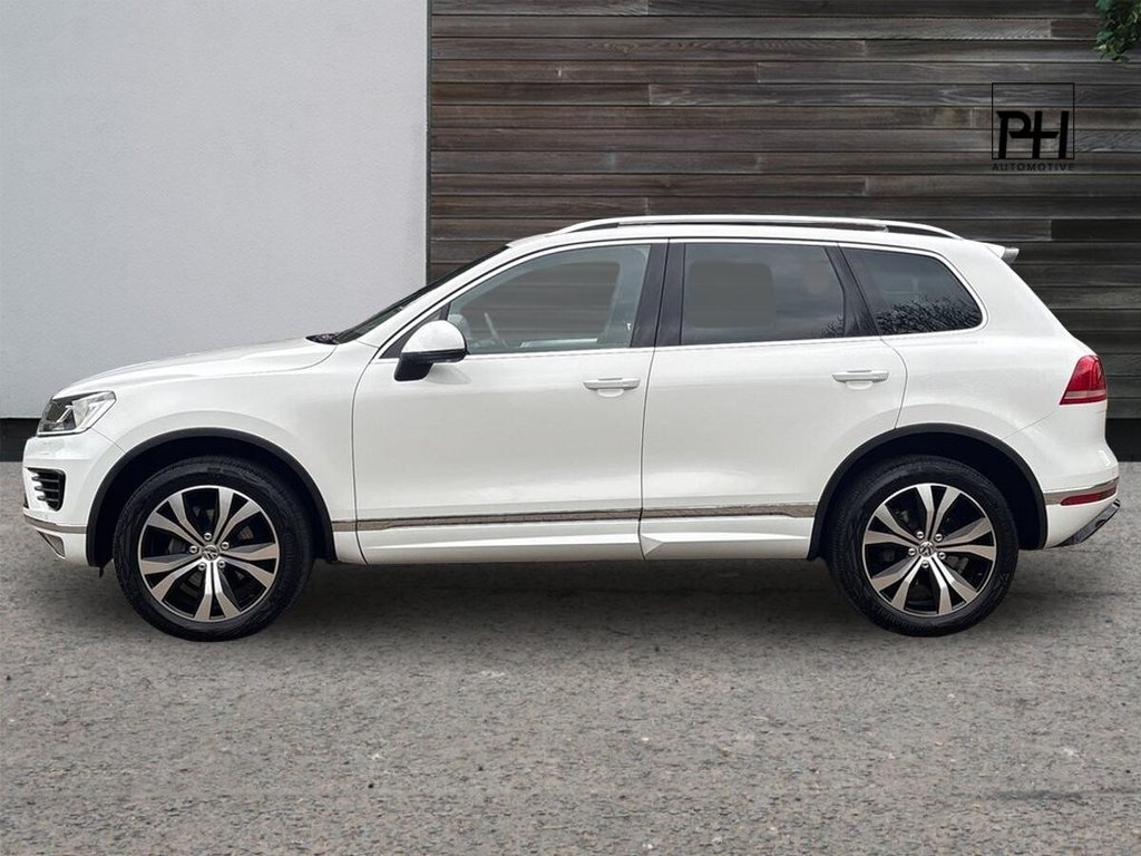 USED 2016 65 VOLKSWAGEN TOUAREG 3.0 TDI V6 BlueMotion Tech R-Line SUV 5dr Diesel Tiptronic 4WD Euro 6 (s/s) (262 ps) 2 OWNERS|JUST SERVICED