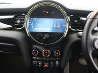 USED 2022 22 MINI HATCH 1.5 Cooper Classic Hatchback 5dr Petrol Steptronic Euro 6 (s/s) (136 ps) APPLE CARPLAY | BLUETOOTH