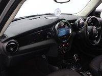 USED 2022 22 MINI HATCH 1.5 Cooper Classic Hatchback 5dr Petrol Steptronic Euro 6 (s/s) (136 ps) APPLE CARPLAY | BLUETOOTH