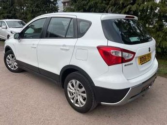 View our SUZUKI SX4 S-CROSS