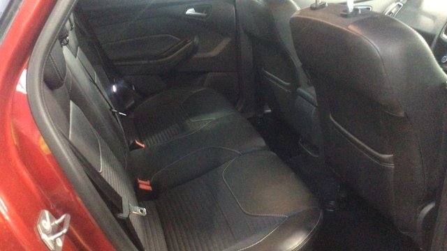 2015 FORD FOCUS - Photo 9