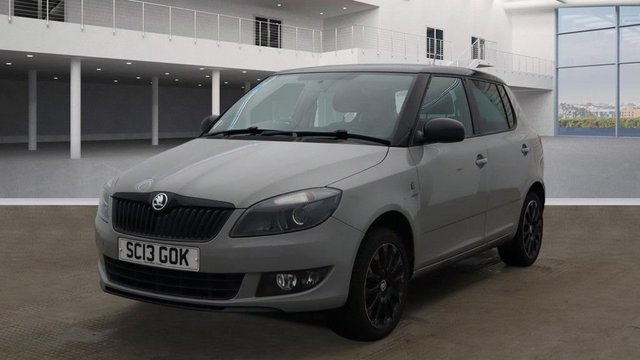 2013 SKODA FABIA - Photo 3