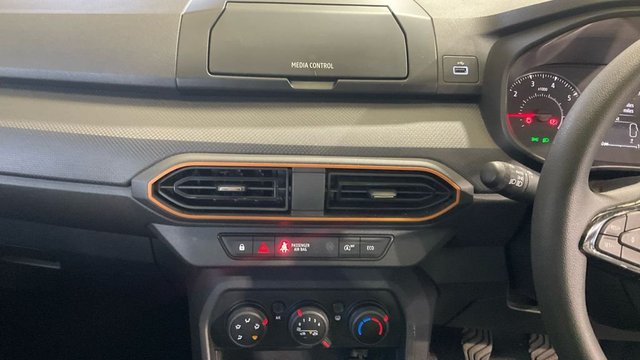 2022 DACIA SANDERO STEPWAY - Photo 11