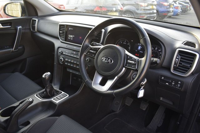 2021 KIA SPORTAGE - Photo 8