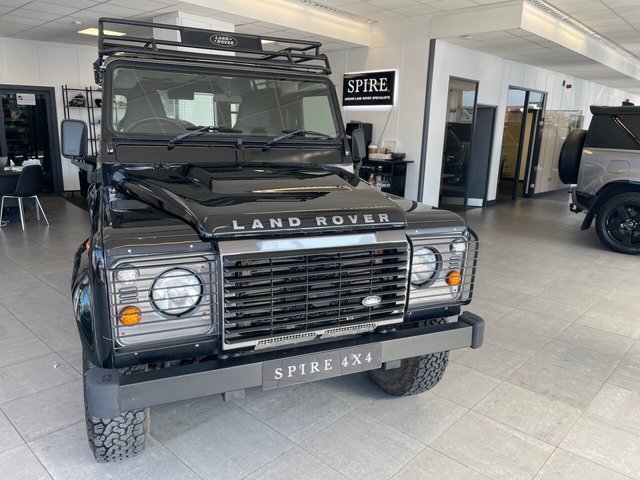 View our LAND ROVER DEFENDER