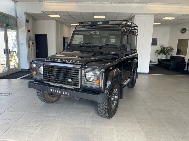 View our LAND ROVER DEFENDER