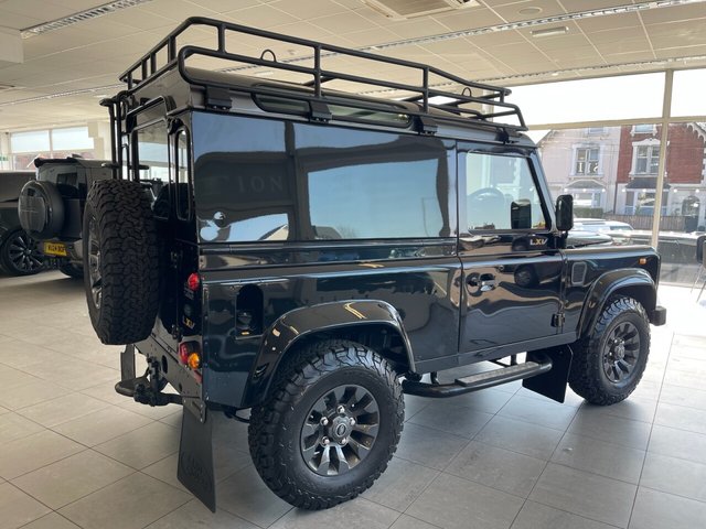 View our LAND ROVER DEFENDER
