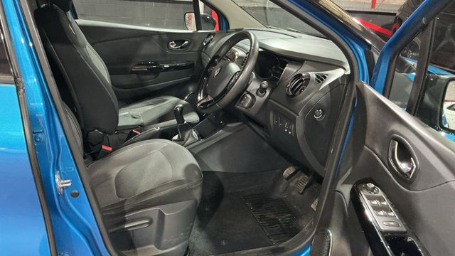2015 RENAULT CAPTUR - Photo 12