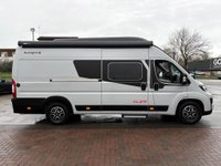 USED 2025 25 SUNLIGHT CLIFF 640X RT AUTO POP TOP - 4 Belt - 4 Berth - Fixed End Bed Over Storage HUGE SAVING FROM NEW/POP TOP