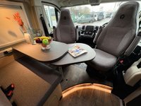 USED 2025 25 SUNLIGHT CLIFF 640X RT AUTO POP TOP - 4 Belt - 4 Berth - Fixed End Bed Over Storage HUGE SAVING FROM NEW/POP TOP