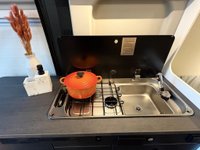 USED 2025 25 SUNLIGHT CLIFF 640X RT AUTO POP TOP - 4 Belt - 4 Berth - Fixed End Bed Over Storage HUGE SAVING FROM NEW/POP TOP