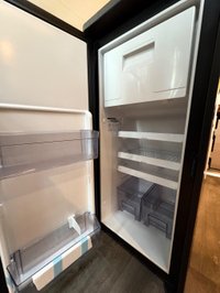 USED 2025 25 SUNLIGHT CLIFF 640X RT AUTO POP TOP - 4 Belt - 4 Berth - Fixed End Bed Over Storage HUGE SAVING FROM NEW/POP TOP