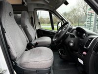 USED 2025 25 SUNLIGHT CLIFF 640X RT AUTO POP TOP - 4 Belt - 4 Berth - Fixed End Bed Over Storage HUGE SAVING FROM NEW/POP TOP