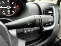 USED 2025 25 SUNLIGHT CLIFF 640X RT AUTO POP TOP - 4 Belt - 4 Berth - Fixed End Bed Over Storage HUGE SAVING FROM NEW/POP TOP