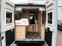 USED 2025 25 SUNLIGHT CLIFF 640X RT AUTO POP TOP - 4 Belt - 4 Berth - Fixed End Bed Over Storage HUGE SAVING FROM NEW/POP TOP