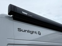 USED 2025 25 SUNLIGHT CLIFF 640X RT AUTO POP TOP - 4 Belt - 4 Berth - Fixed End Bed Over Storage HUGE SAVING FROM NEW/POP TOP