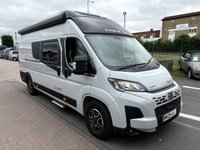 USED 2025 25 SUNLIGHT CLIFF 640X RT AUTO POP TOP - 4 Belt - 4 Berth - Fixed End Bed Over Storage HUGE SAVING FROM NEW/POP TOP