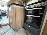 USED 2021 21 SWIFT KON-TIKI SPORT 574 - 4 Belt - 4 Berth - Fixed Single Beds - End Washroom ONE OWNER/FRESH MOT&HAB CHECK