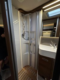 USED 2020 70 HYMER B-CLASS MODERNCOMFORT - T600 Whiteline - Automatic - 4 Belts - 3 Berth - Singles Over Storage - Part Ex Welcome ONE OWNER/FULL HAB REPORTS